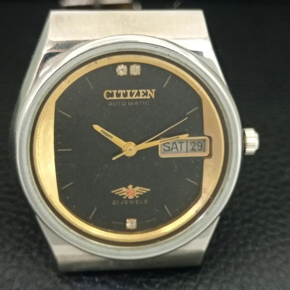 Vintage 1989 Citizen Automatic Mens Silver Watch W/daydate & Gold accents